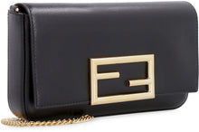 Load image into Gallery viewer, Leather wallet on chain
