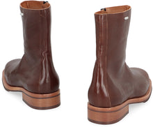 Load image into Gallery viewer, Camion leather boots
