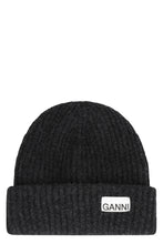 Load image into Gallery viewer, Ribbed knit beanie
