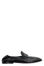 Load image into Gallery viewer, Logo detail leather loafers
