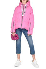 Load image into Gallery viewer, Khris Puffer hooded down jacket
