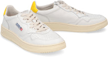 Load image into Gallery viewer, Medalist leather low-top sneakers
