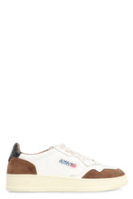 Load image into Gallery viewer, Medalist low-top sneakers
