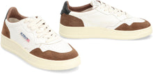 Load image into Gallery viewer, Medalist low-top sneakers
