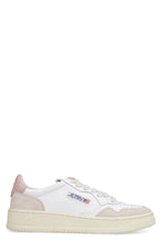 Load image into Gallery viewer, Medalist low-top sneakers
