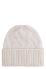 Load image into Gallery viewer, Beanie cable knit hat
