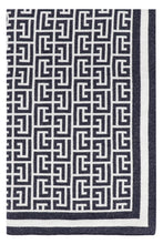 Load image into Gallery viewer, Jacquard motif knitted scarf
