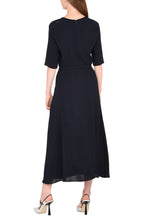 Load image into Gallery viewer, Bracco crepe dress
