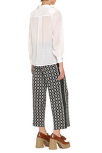 Load image into Gallery viewer, Crêpe shirt
