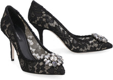 Load image into Gallery viewer, Bellucci lace pumps
