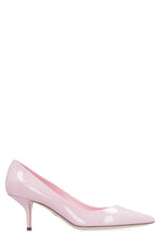 Load image into Gallery viewer, Patent leather pointy-toe pumps

