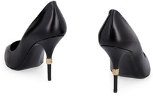Load image into Gallery viewer, Cardinale leather pointy-toe pumps
