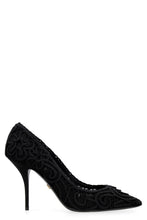 Load image into Gallery viewer, Lace pumps
