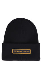 Load image into Gallery viewer, Ribbed knit beanie
