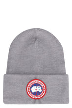Load image into Gallery viewer, Toque Arctic wool hat
