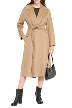 Load image into Gallery viewer, Cles wool blend coat

