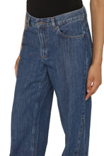 Load image into Gallery viewer, High-rise flared jeans
