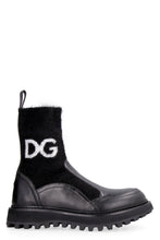 Load image into Gallery viewer, Logo detail leather booties
