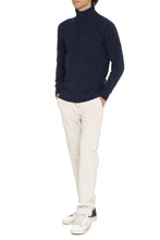 Load image into Gallery viewer, Cashmere sweater
