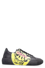 Load image into Gallery viewer, Greca logo detail leather sneakers
