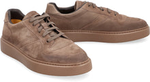 Load image into Gallery viewer, Suede low-top sneakers
