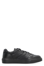 Load image into Gallery viewer, Leather low-top sneakers

