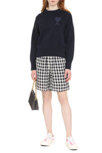 Load image into Gallery viewer, Long sleeve crew-neck sweater
