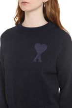 Load image into Gallery viewer, Long sleeve crew-neck sweater
