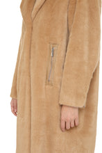 Load image into Gallery viewer, Evaristo faux fur coat
