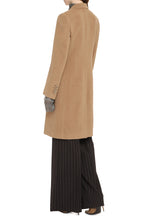 Load image into Gallery viewer, Single-breasted wool coat
