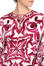 Load image into Gallery viewer, Printed silk blouse
