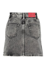 Load image into Gallery viewer, Denim mini skirt
