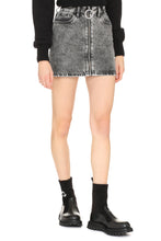 Load image into Gallery viewer, Denim mini skirt
