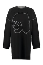 Load image into Gallery viewer, Embroidered oversize sweater
