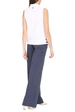 Load image into Gallery viewer, Sleeveless piqué polo shirt
