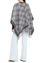 Load image into Gallery viewer, Frine wool cape

