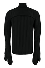 Load image into Gallery viewer, Ribbed wool turtleneck sweater
