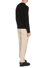 Load image into Gallery viewer, Long sleeve crew-neck sweater
