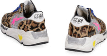 Load image into Gallery viewer, Running Sole sneakers
