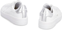 Load image into Gallery viewer, Pure New leather low-top sneakers
