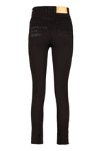 Load image into Gallery viewer, Demi skinny jeans
