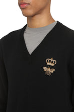 Load image into Gallery viewer, Virgin wool sweater with embroidery
