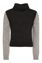 Load image into Gallery viewer, Wool turtleneck sweater
