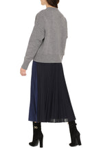 Load image into Gallery viewer, Virgin wool sweater
