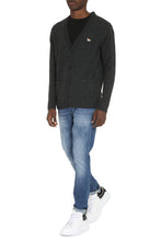 Load image into Gallery viewer, Wool cardigan
