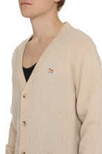 Load image into Gallery viewer, Wool cardigan
