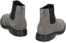 Load image into Gallery viewer, Hogan H576 suede Chelsea boots
