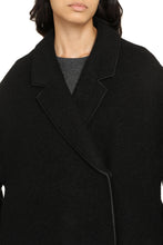 Load image into Gallery viewer, Double-breasted wool coat
