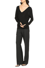 Load image into Gallery viewer, Wool sweater
