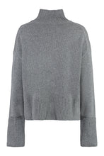 Load image into Gallery viewer, Wool and cachemire turtleneck pullover
